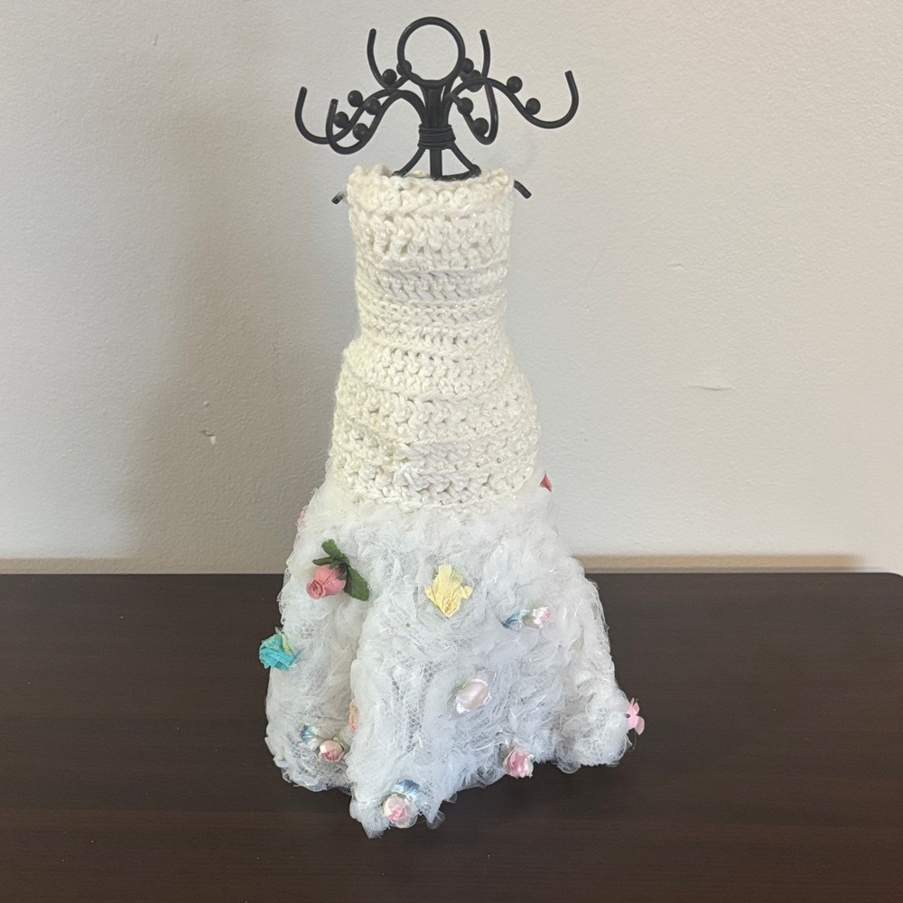 Unique Handmade Wedding Dress Bride Jewelry Holder, Great Condition! Floral